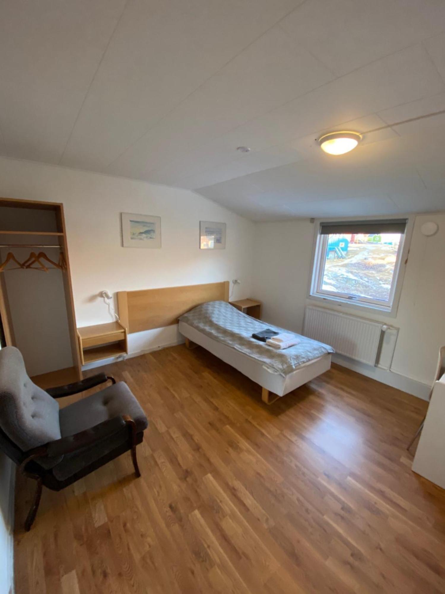 Hotel Disko Island Qeqertarsuaq Quarto foto